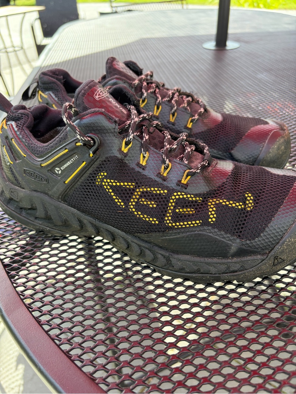 KEEN Men's NXIS EVO Waterproof Hiking Shoes Black Yellow Size 8.5